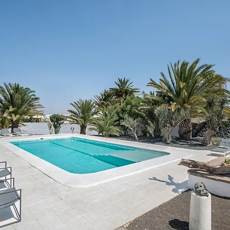 Amonita Villa Tiagua